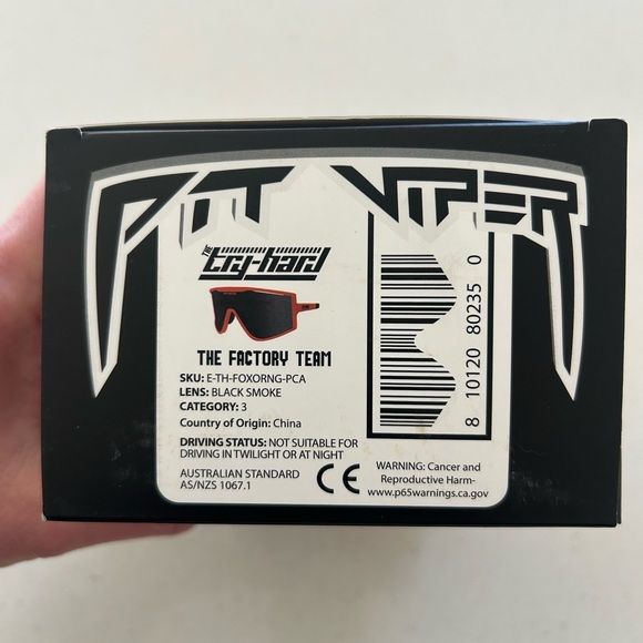 Pit Viper Bold Sunglasses with Case - Picture 5 of 6